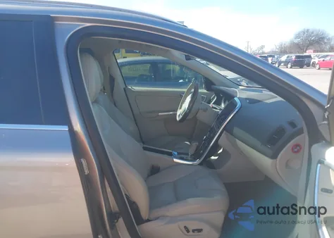 2012 Volvo Xc60 3.2 Platinum z USA, uszkodzony, nr VIN YV4952DL0C2270019